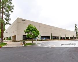 Harbor Gateway Business Center - 1550 Scenic Avenue