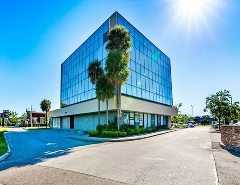 6900 BLDG