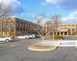 900 North Shore Drive