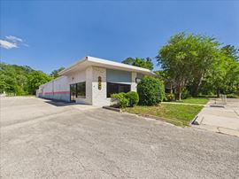 607 N Palm Ave