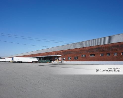 Airport Distribution Center