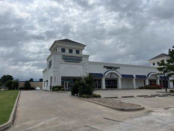 The Piazza Shops