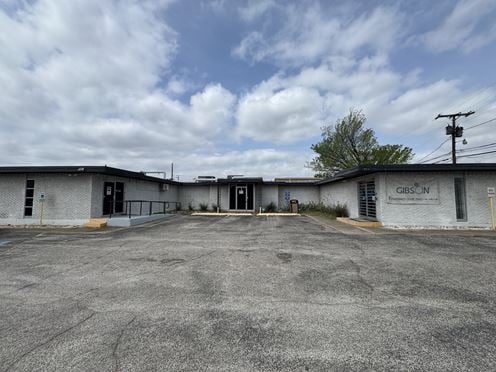 Office, Retail, Medical Space Near DFW Airport