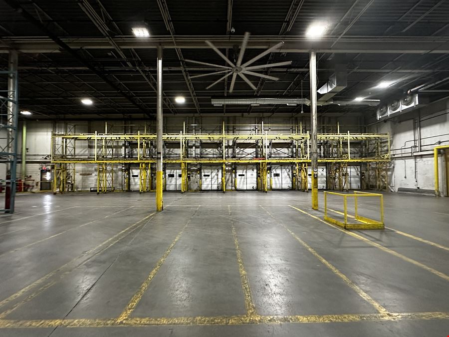 UNFI Distribution Warehouse