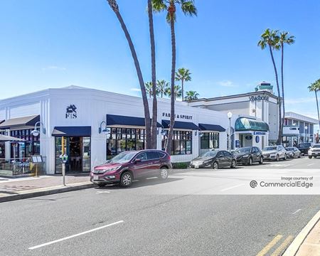 Commercial space for Rent at 3415 Via Lido in Newport Beach