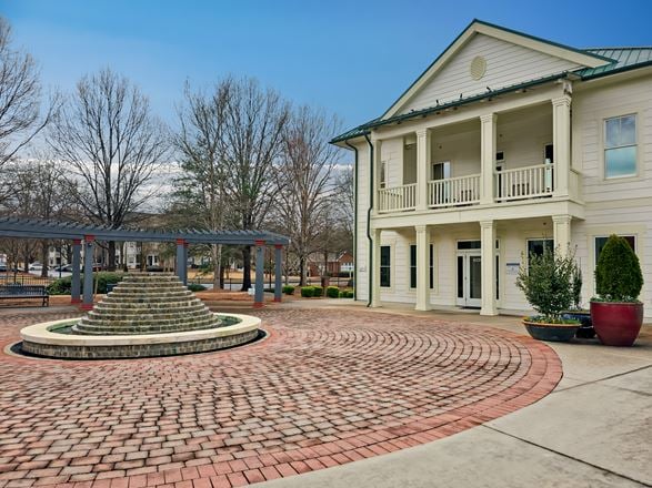 GA, Conyers - Corner Market at Almand Creek
