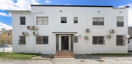 Multi-Family space for Sale at 850 NW 2nd St in Miami