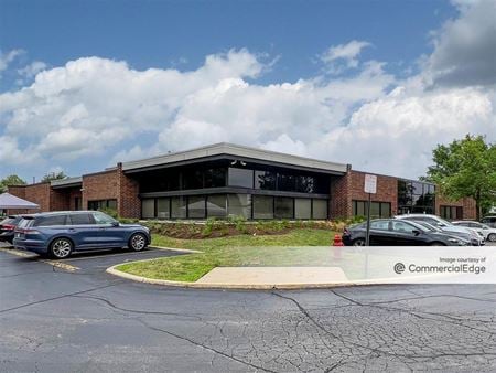 Industrial space for Sale at 201 East Commerce Drive in Schaumburg