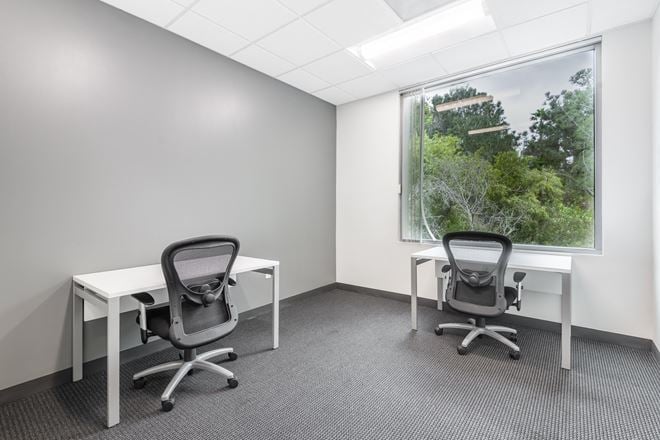 CA, Solana Beach - Solana Beach Corporate