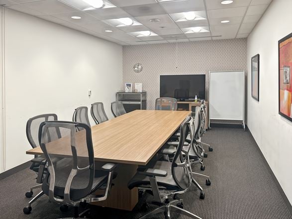 CA, Solana Beach - Solana Beach Corporate