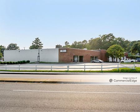 Industrial space for Rent at 6722 Warwick Road in Richmond