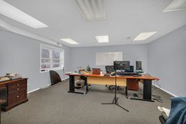3S340 Rockwell St, Warrenville, IL 60555