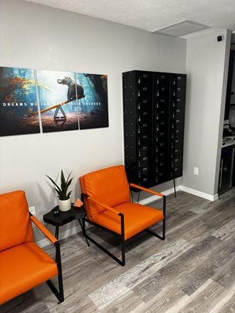 Coworkers Zone LLC - Longwood