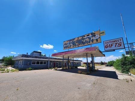 Retail space for Sale at 2400-2412 Navajo Blvd in Holbrook