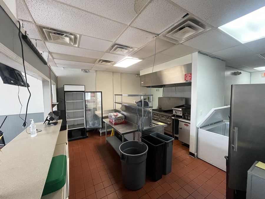 33080-33196 Groesbeck Hwy