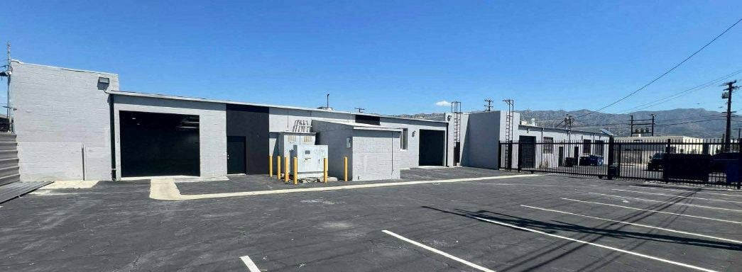 3316 - 3318 Burton Avenue
