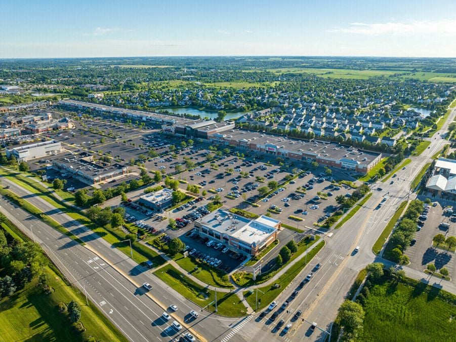 Shoppes at Geneva Commons