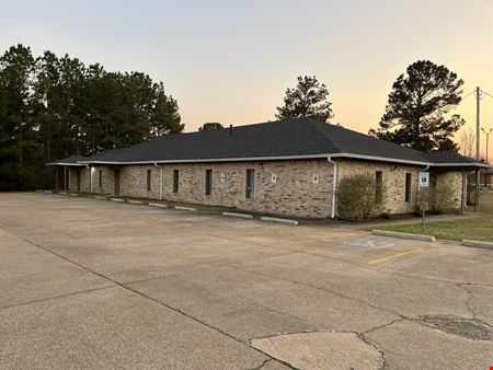 Photo of commercial space at 2124 Alpine Rd in Longview