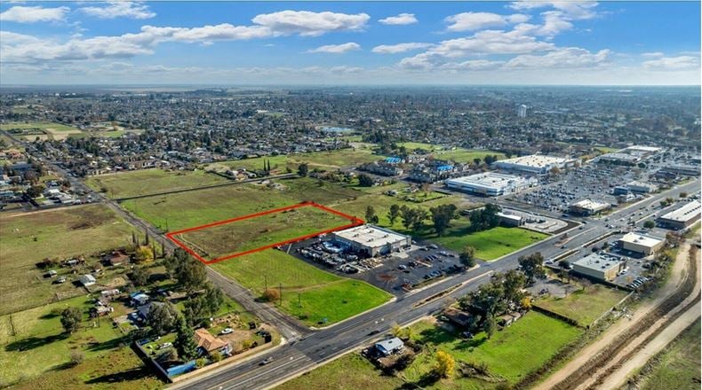 Prime Commercial Land Located off Country Club Dr in Madera, CA