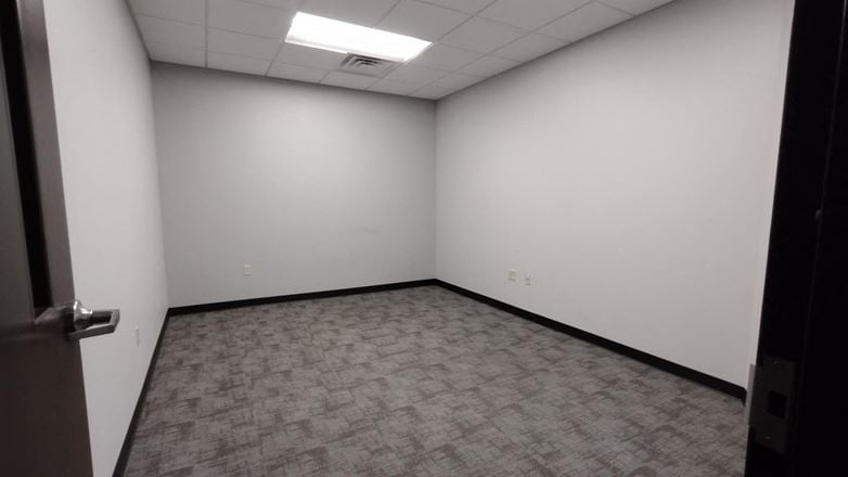 Centre at 501 Suite B