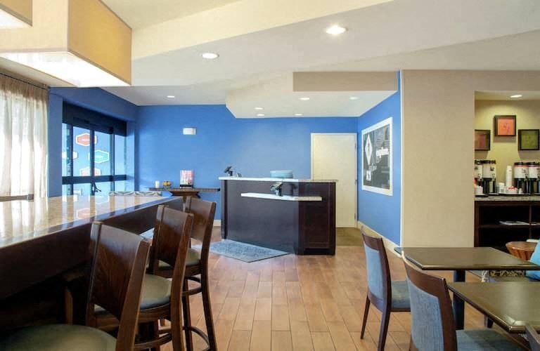 Lender Owned Hampton Inn Merrillville IN