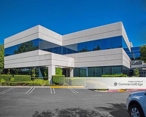 2250 Douglas Blvd