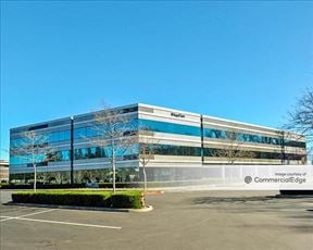 Bernal Corporate Plaza II
