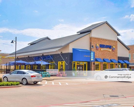 The Shops at Highland Village