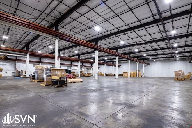 Functional Midsize Industrial Space For Sublease - 34,163 SF