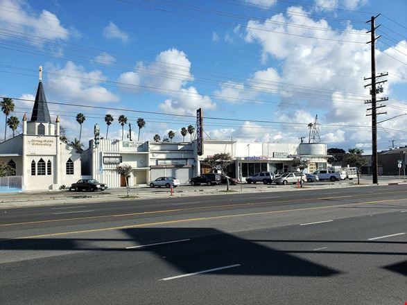 Crenshaw Blvd.