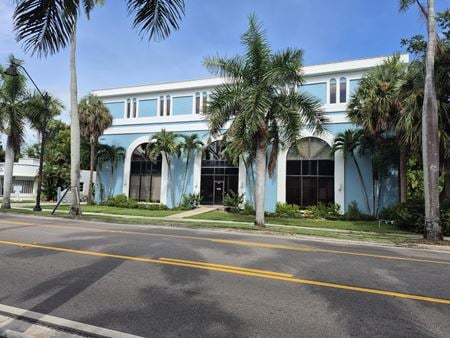 Office space for Rent at 2080 McGregor Boulevard in Fort Myers