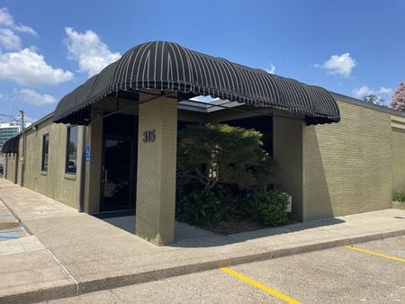 Photo of commercial space at 315 Audubon Blvd in Lafayette