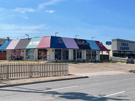 Retail space for Sale at 1017 61st St in Galveston