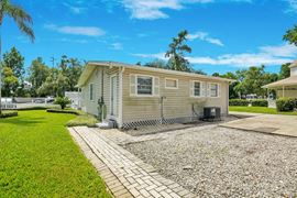 125 W Pine Avenue