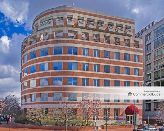 2450 N Street NW