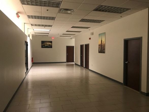 Warehouse / Light Industrial / Flex FOR LEASE