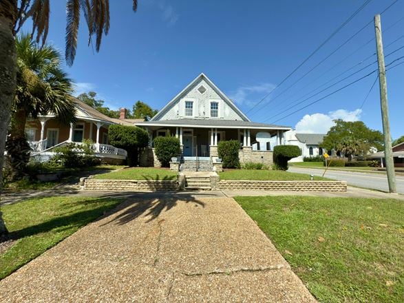 1,964 SF Two-Story Freestanding Office Building