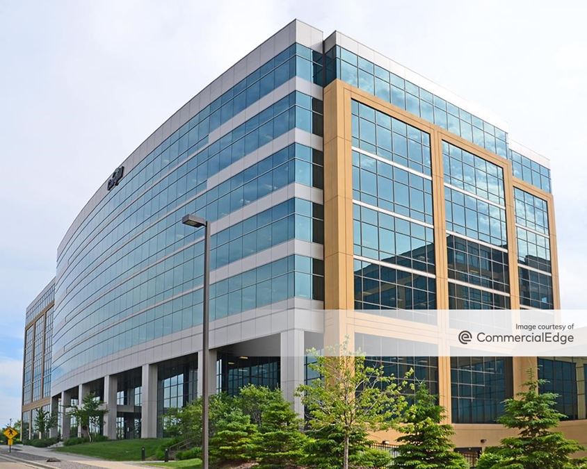 Excelsior Crossing 9320 Excelsior Blvd 9320 Excelsior Blvd, Hopkins