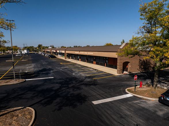 Salem Plaza