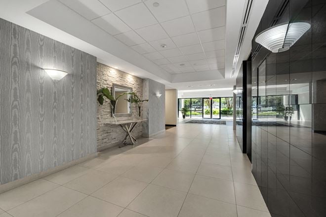 Cypress Plaza