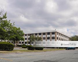 3 Huntington Quadrangle