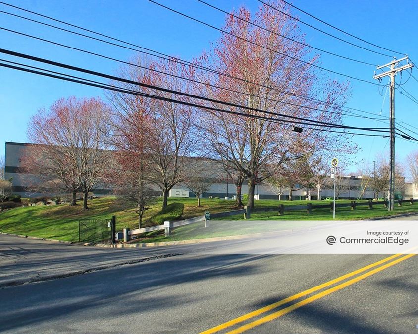 10 Waterview Drive, Shelton, CT 06484