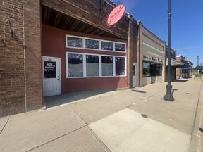 133 S Main Street in Lake Crystal