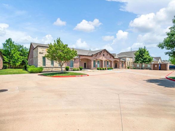 4851 Merlot Ave 