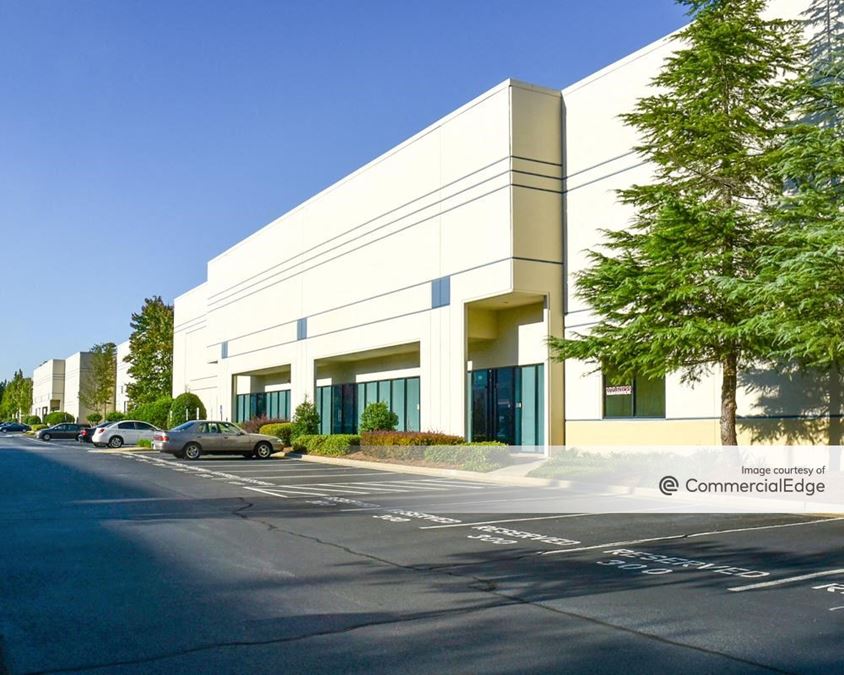 215 Satellite Blvd NE, Suwanee Industrial Space For Lease
