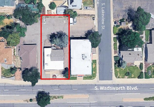 739 W Littleton Blvd