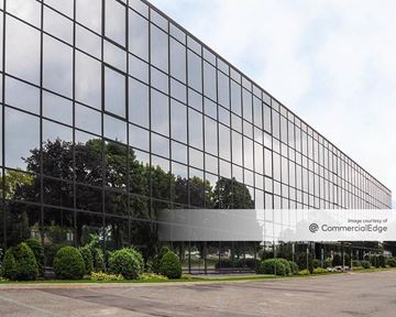 Intelligent Office (Melville) - Melville Office Plaza