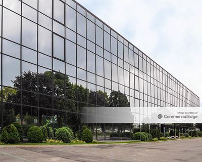 Intelligent Office (Melville) - Melville Office Plaza
