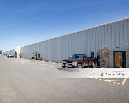 Industrial space for Rent at 13921 Industrial Pkwy in Cleveland
