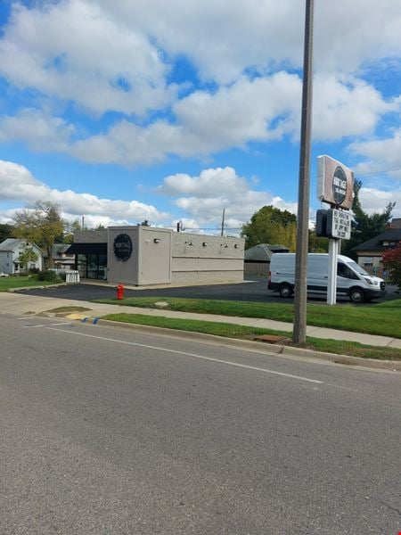 Retail space for Rent at 1623 S Washington Ave in Lansing